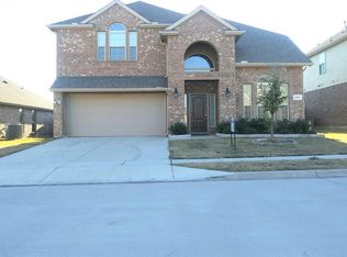3607 Thunder Dr, Sachse, TX 75048