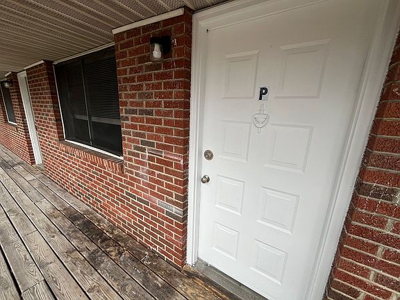 3rd image of 2212 36th St APT P