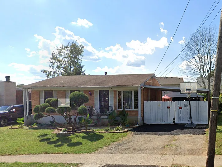 10016 McNeely Lake Dr — Photo 1