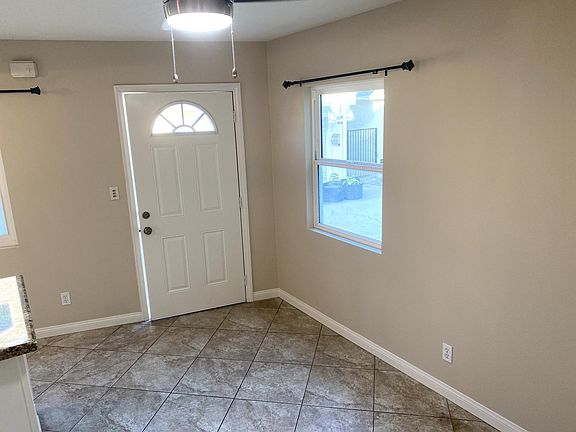 5th image of 209 4th St #A1