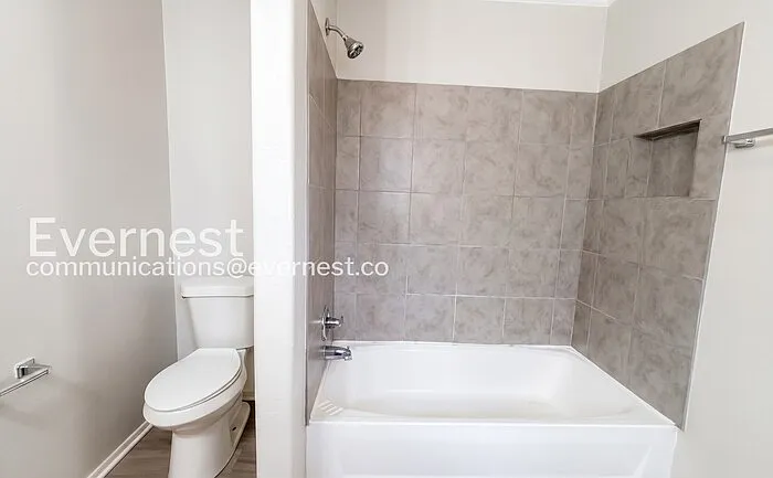 11711 Greenglen Dr — Photo 10