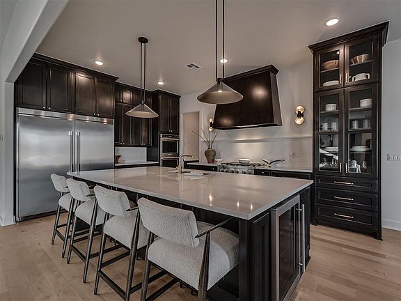 7th image of this home