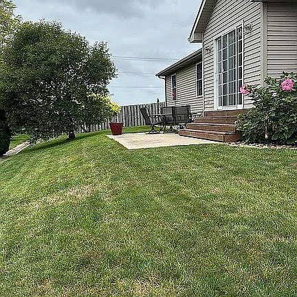 Back yard, on a caldesac 