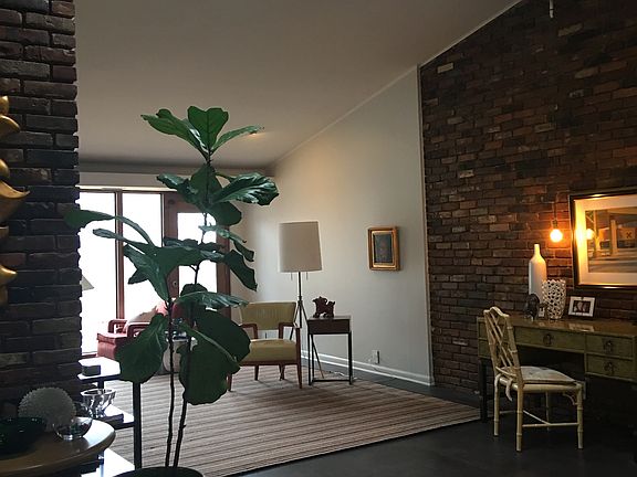 liv rm from foyer