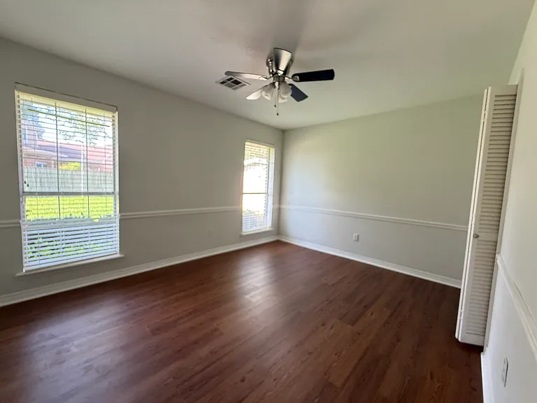 7801 Millicent Way — Photo 26