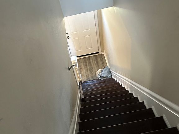 2nd image of 261 S Clarendon Ave #1