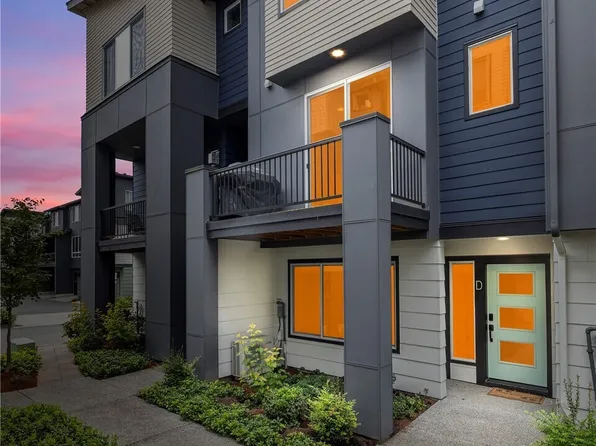 509 237th Place SE #D, Bothell, WA 98021