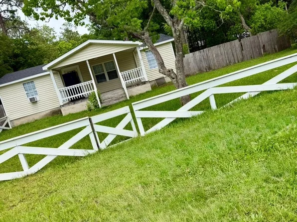 1807 Madison St, Waycross, GA 31503