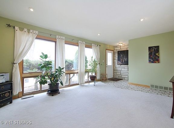 2nd image of 313 Crescent Dr