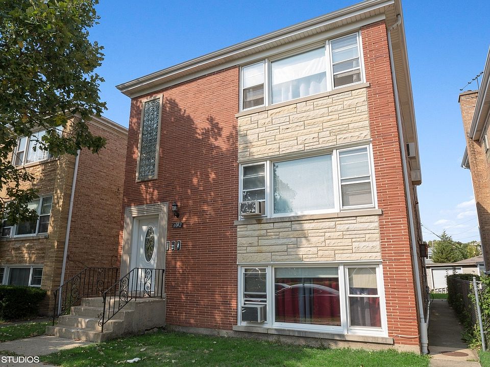 1st image of 6042 W Peterson Ave