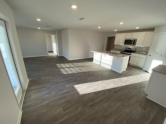2nd image of 271 Ryder Ln