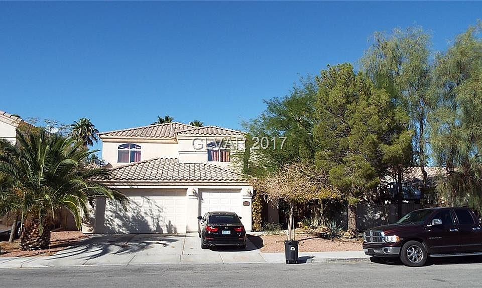 1st image of 124 Pebble Canyon Dr
