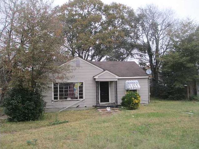 2nd image of 258 Grandview Cir