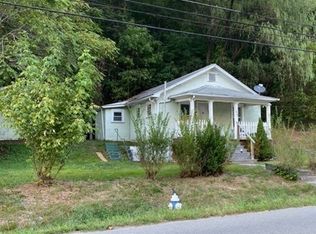 1929 Witcher Creek Rd, Belle, WV 25015