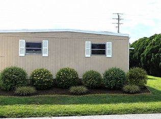 3621 Aachen St, Sarasota, FL 34234