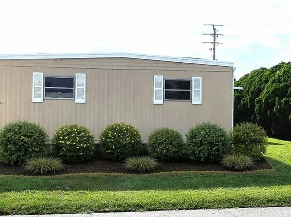 3621 Aachen St, Sarasota, FL 34234