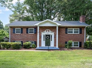 4081 Section House Rd, Hickory, NC 28601