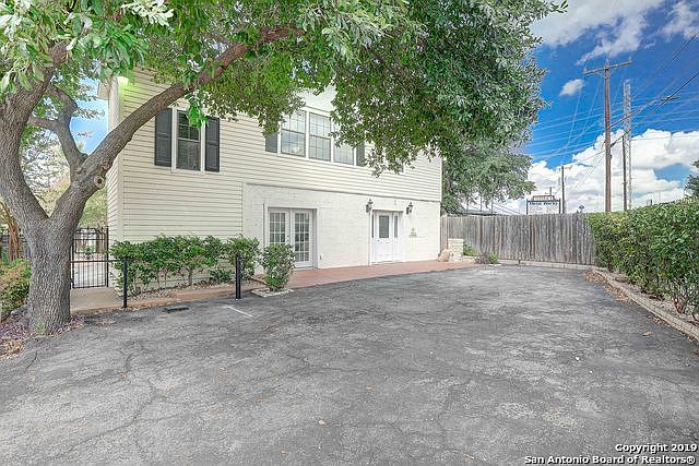 1st image of 2923 S Presa St