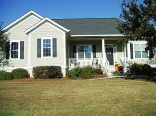 13 Marys Ln SE, Moultrie, GA 31788