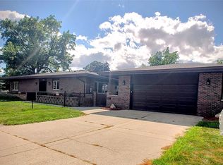 506 2nd Ave SW, Altoona, IA 50009