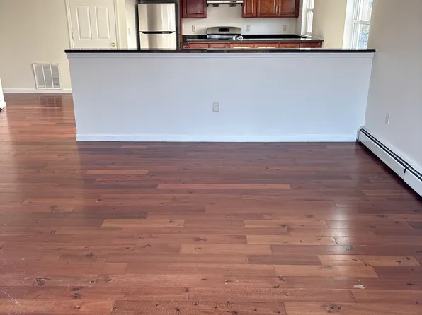 2207-2209 Grand Avenue image 8 of 10