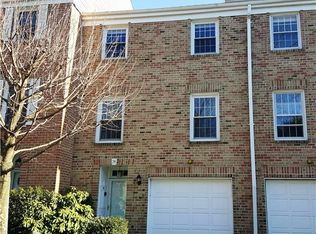 74 Kingswood Dr #74, Bethel, CT 06801