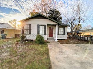 2906 Warren Ave, Lake Charles, LA 70601