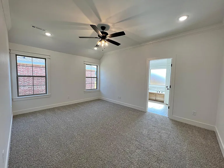 975 Sugar Pine St — Photo 10