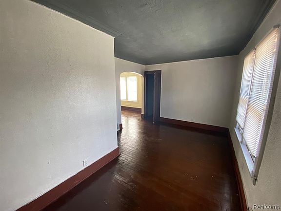 2nd image of 15818 Woodingham Dr APT 2