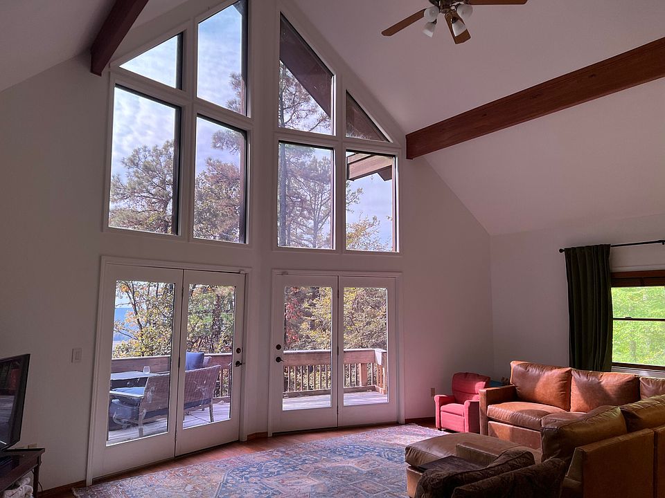 1st image of 990 Country Cove Ln