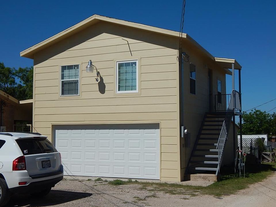 1st image of 1320 1/2 N Van Buren St