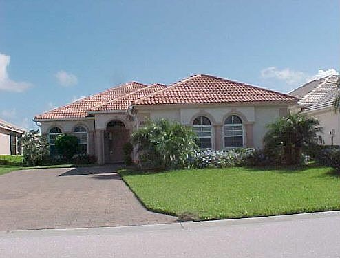 1st image of 4603 NW Red Maple Dr
