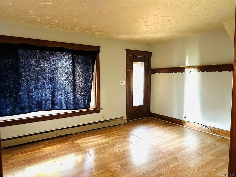 2240 La Salle Ave 1, Niagara Falls, NY 14301 Zillow