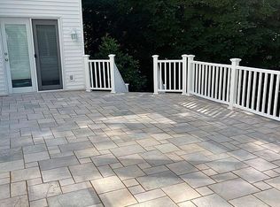 3048 River Forest Hills Dr, Pulaski, WI 54162