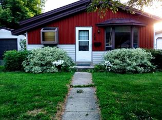 708 Sylvan Ter, Waukesha, WI 53188