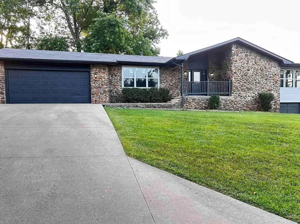1636 Meadowbrook Dr, Mountain Home, AR 72653