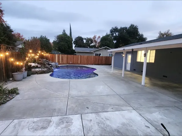 2421 Kilkenny Dr, Modesto, CA 95355