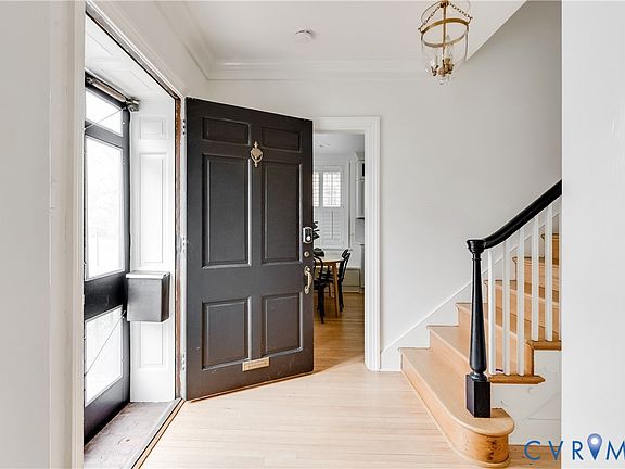 4th image of 4310 Bromley Ln