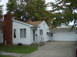 540 W Maple St, Deshler, OH 43516