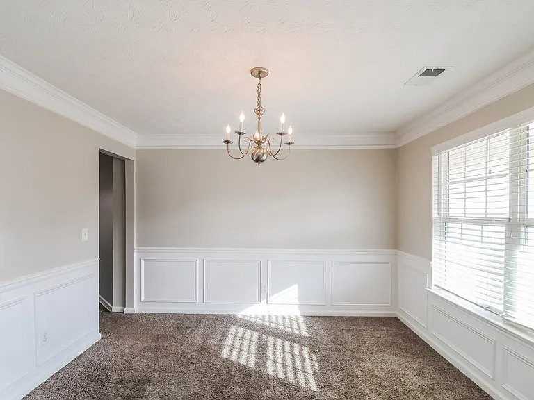 296 Millstone Dr — Photo 6