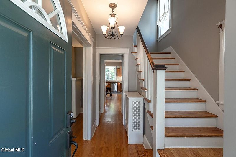 2nd image of 12 Clermont Street