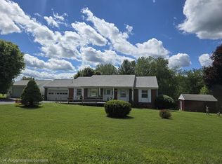 887 Silo Rd, Summersville, WV 26651