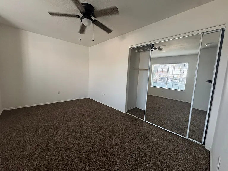 1344 Park Ln — Photo 6