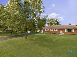 22936 County Road 216, Fostoria, OH 44830