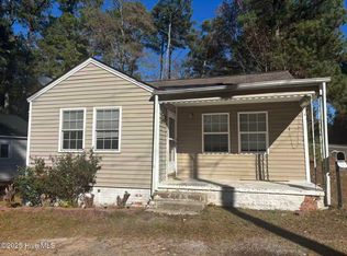 800 N Steele St, Sanford, NC 27330