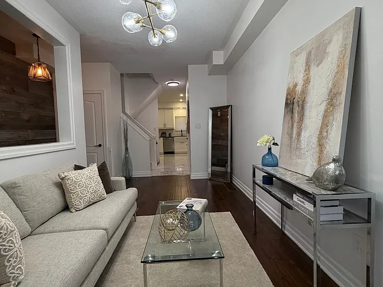 435 Hensall Cir #67 — Photo 4