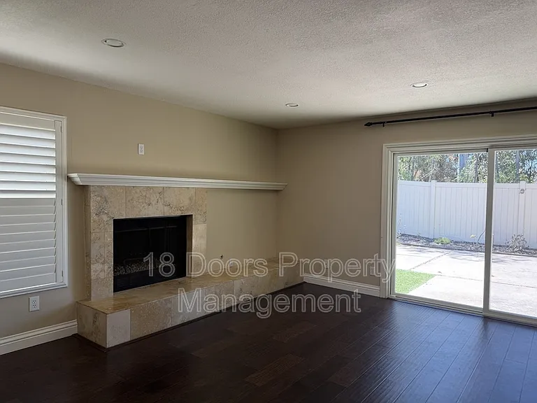 11035 Forestview Ln — Photo 39
