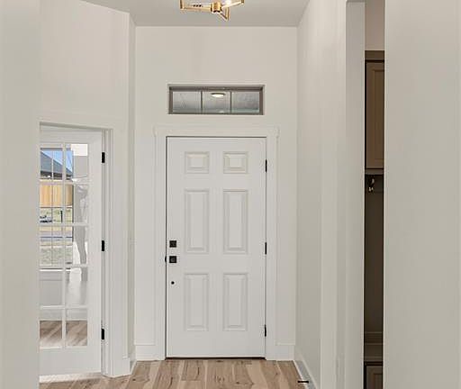7th image of this home