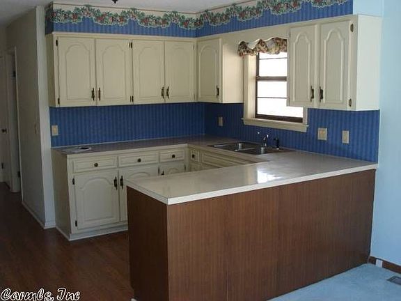 5th image of 12 Porrino Ln