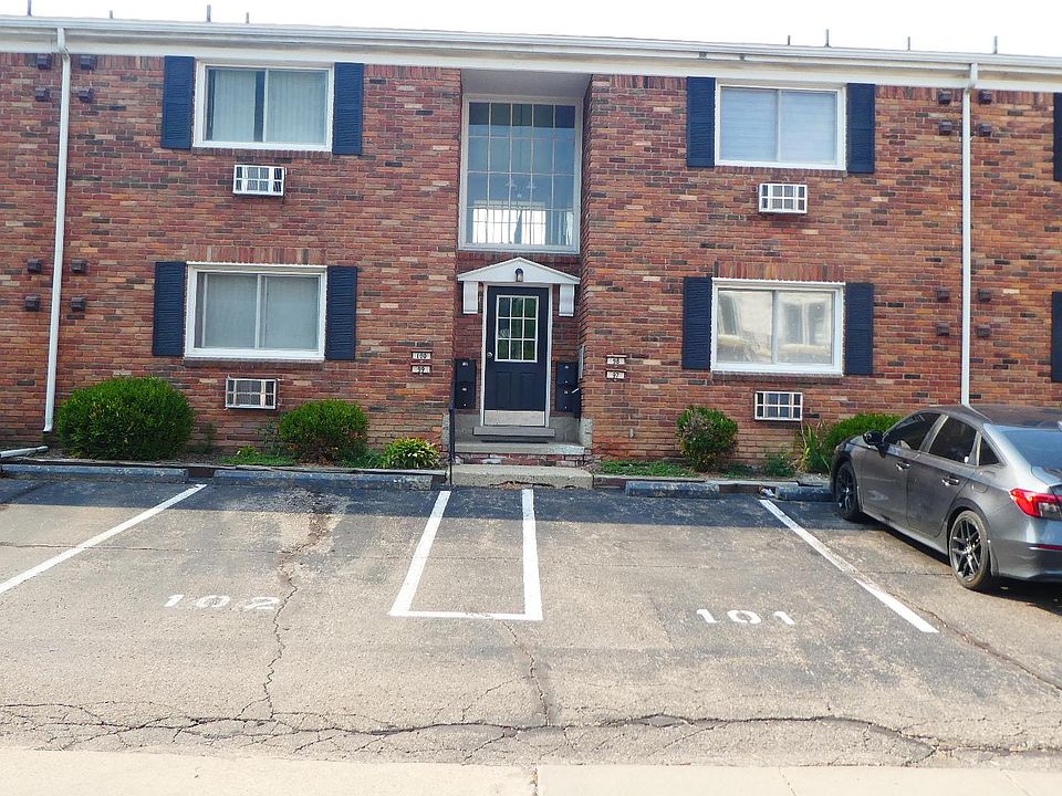 1st image of 31831 Grand River Ave Unit 99